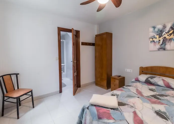 Hostal - Restaurante La Buena Villa by Vivere Stays